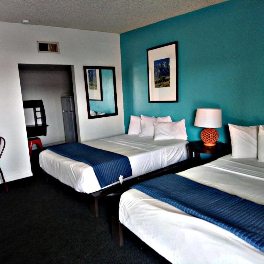 Desert Hills Motel Las Vegas Exterior photo